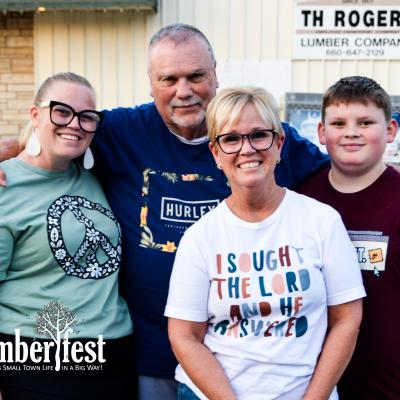 25 Sfest Manwomanoftheyear Committee 08